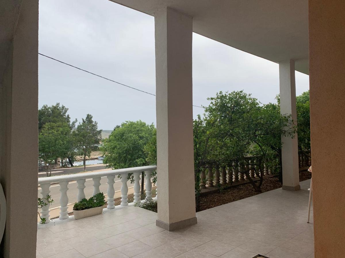 Apartmani Spomenka Seline Exterior foto