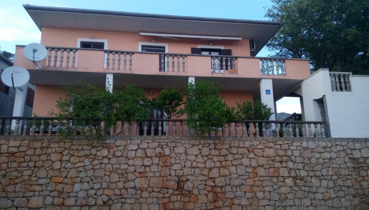 Apartmani Spomenka Seline Exterior foto